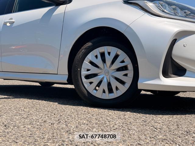 Toyota YARIS 2025-07 8815185-18