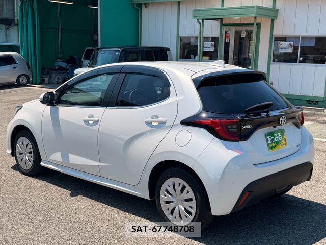 Toyota YARIS 2025-07 8815185-8
