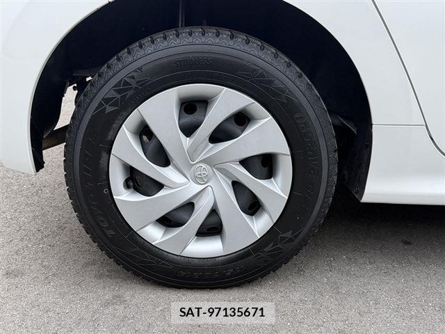 Toyota YARIS 2024-06 8815267-14