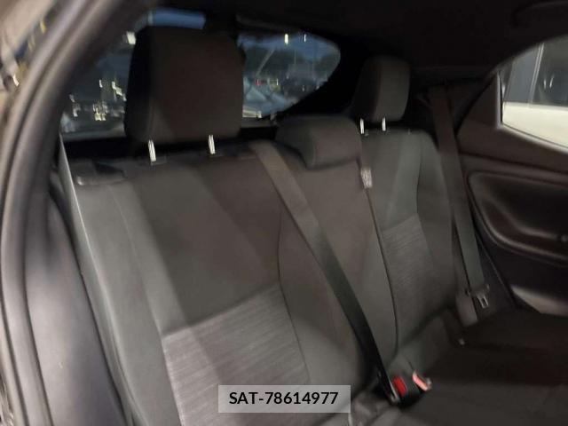 Toyota YARIS 2022-03 8815383-4
