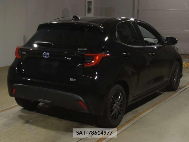 Toyota YARIS 2022-03 8815383-6