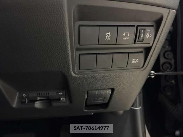 Toyota YARIS 2022-03 8815383-9