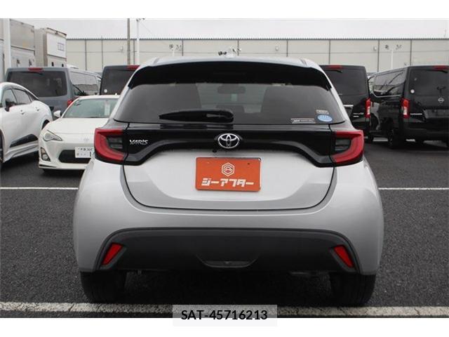 Toyota YARIS 2020-03 8815676-14