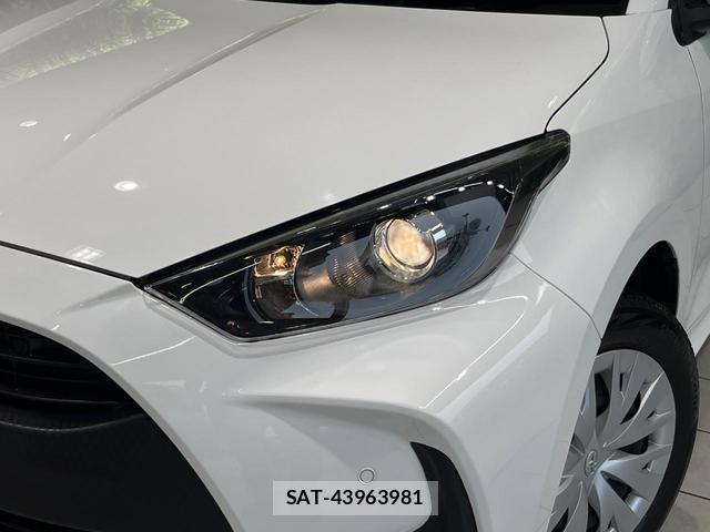 Toyota YARIS 2023-07 8815784-11