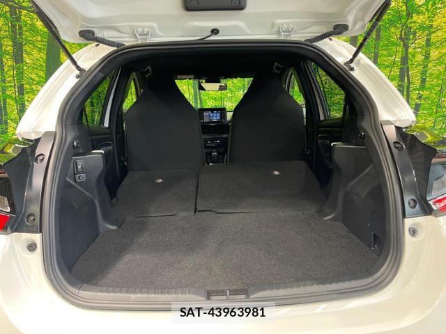 Toyota YARIS 2023-07 8815784-9
