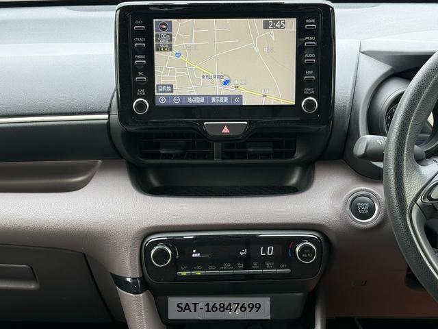 Toyota YARIS 2021-06 8815851-19