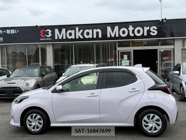 Toyota YARIS 2021-06 8815851-8