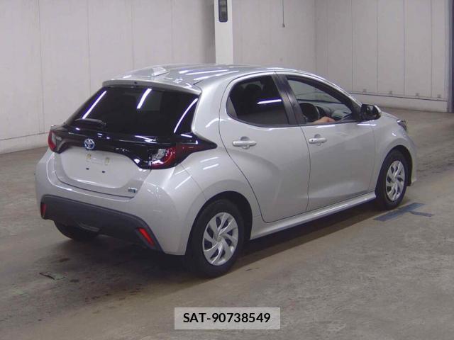 Toyota YARIS 2021-09 8815973-1