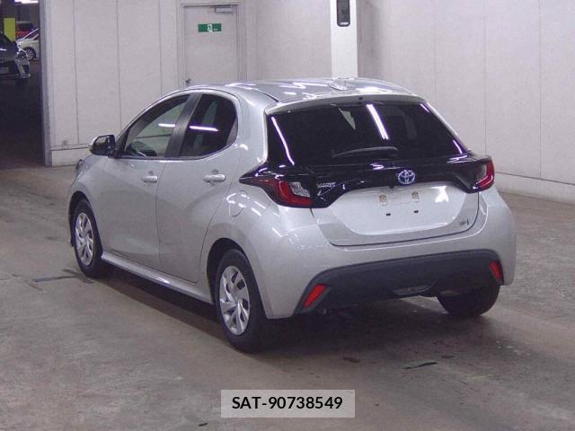 Toyota YARIS 2021-09 8815973-4