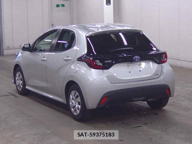 Toyota YARIS 2021-09 8815996-1