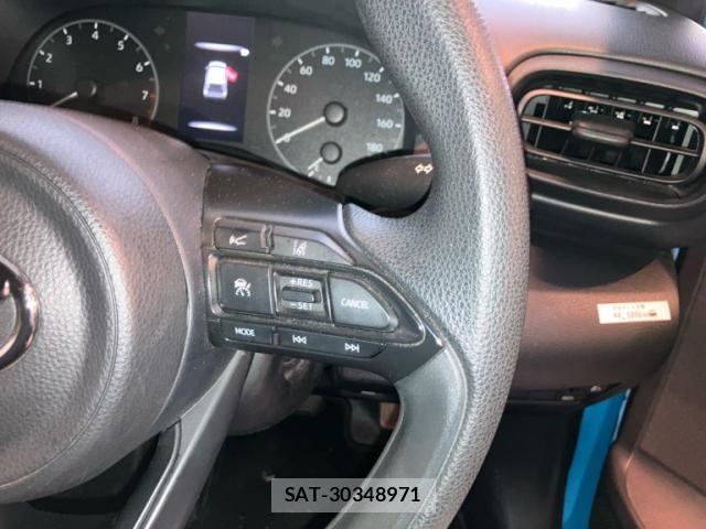 Toyota YARIS 2022-01 8816262-10