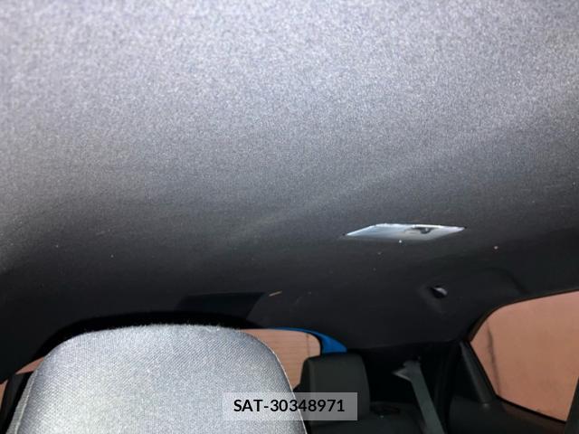 Toyota YARIS 2022-01 8816262-16