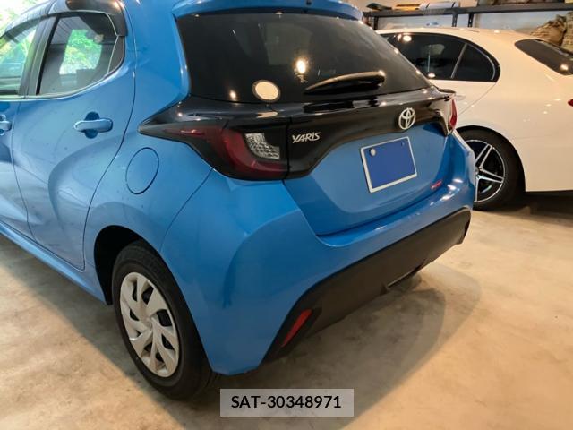 Toyota YARIS 2022-01 8816262-4