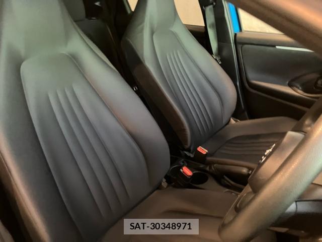 Toyota YARIS 2022-01 8816262-6