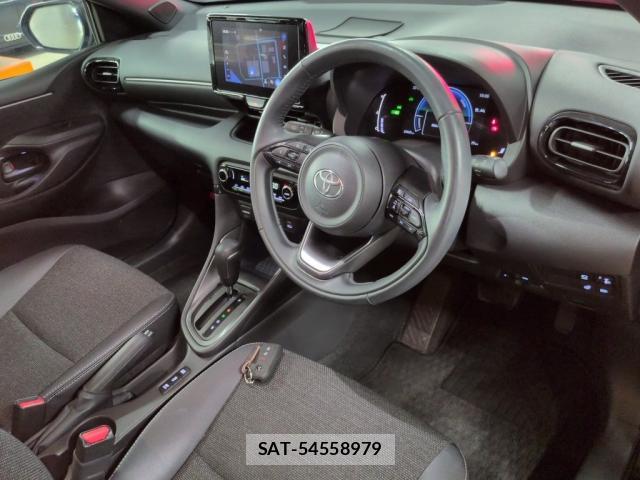Toyota YARIS 2024-02 8816532-2