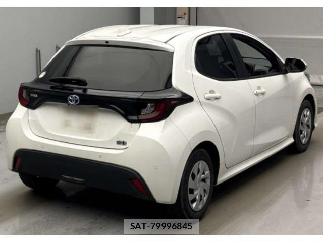 Toyota YARIS 2021-08 8816685-1