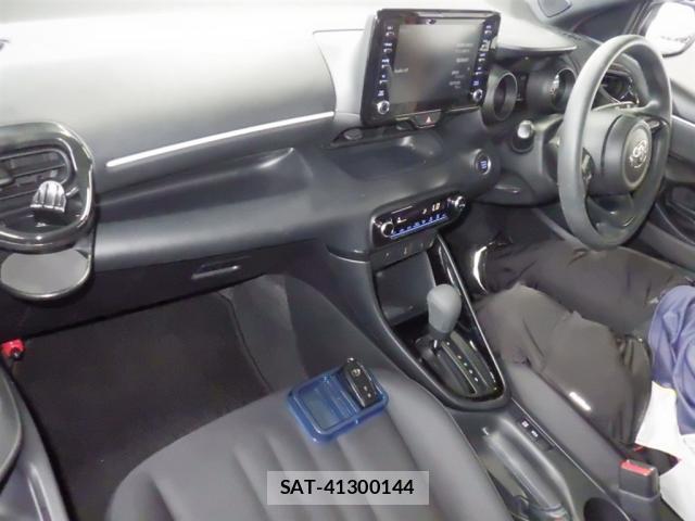Toyota YARIS 2020-07 8816750-2