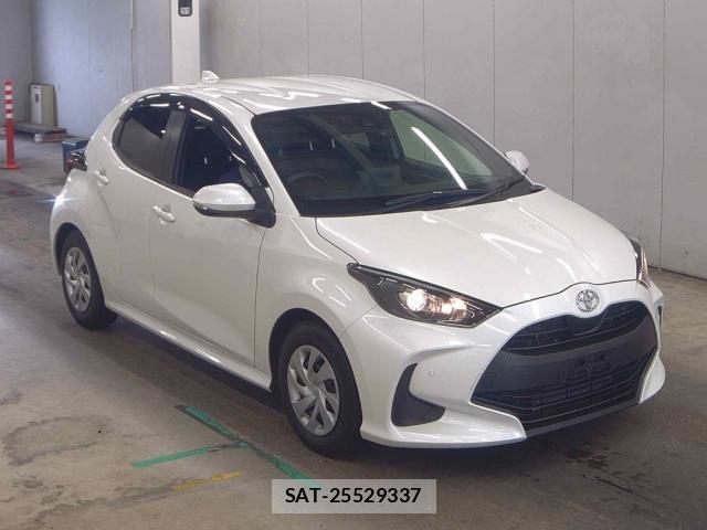Toyota YARIS 2022 8816775-0