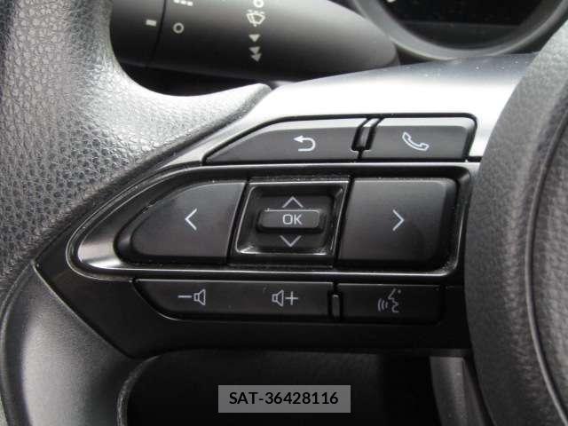 Toyota YARIS 2021-07 8816961-12