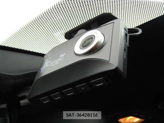 Toyota YARIS 2021-07 8816961-9