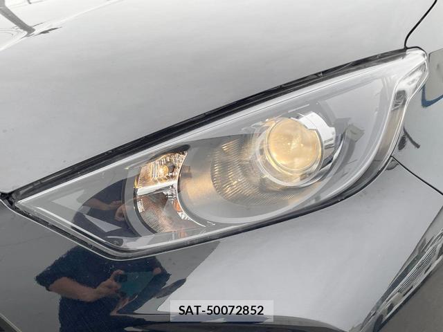 Toyota YARIS 2021-03 8817188-12