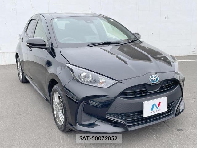 Toyota YARIS 2021-03 8817188-16