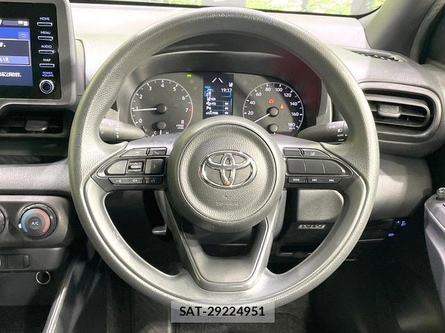 Toyota YARIS 2021-07 8817222-10