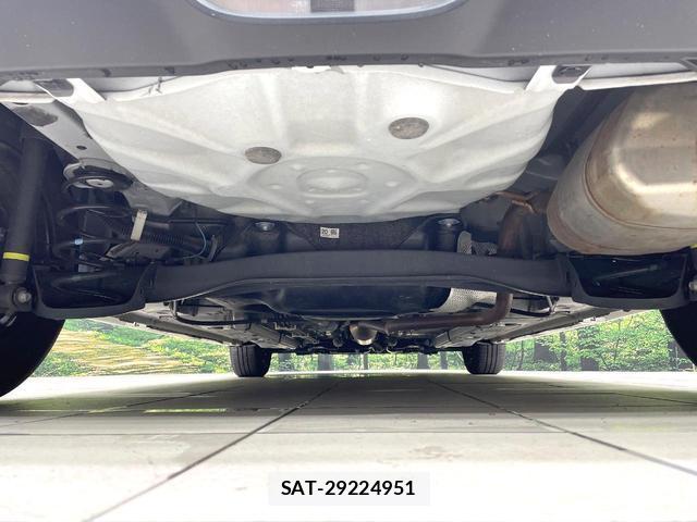 Toyota YARIS 2021-07 8817222-18