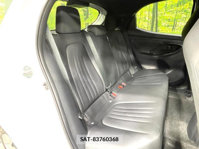 Toyota YARIS 2020-12 8817242-8