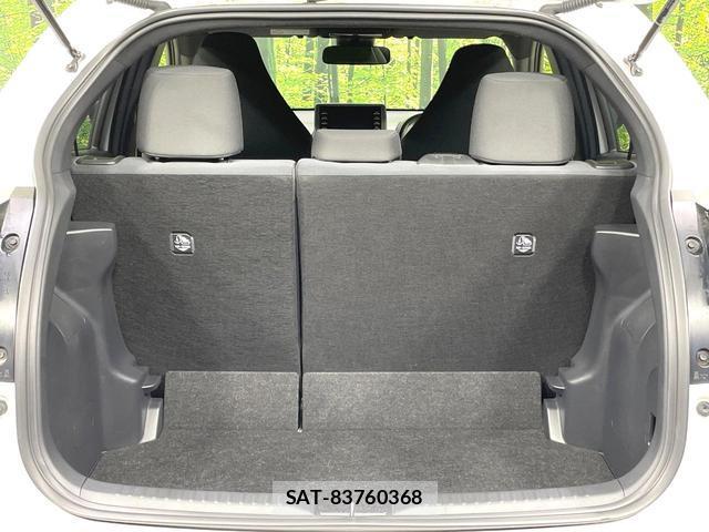 Toyota YARIS 2020-12 8817242-9