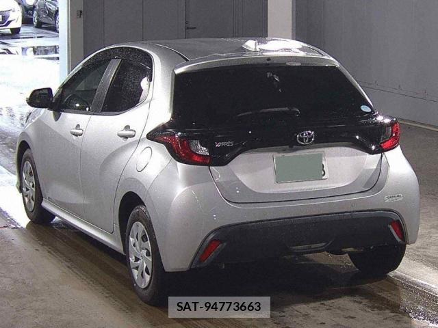 Toyota YARIS 2020-08 8817344-4