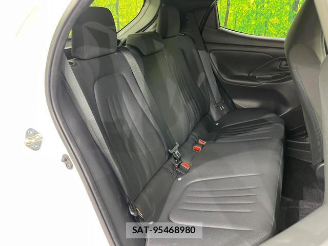 Toyota YARIS 2021-08 8817488-8