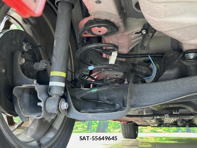 Toyota YARIS 2022-01 8817599-19