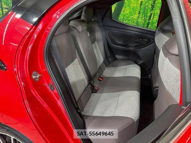 Toyota YARIS 2022-01 8817599-8