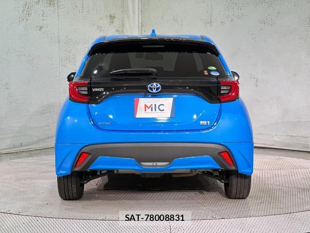 Toyota YARIS 2020-03 8817996-15
