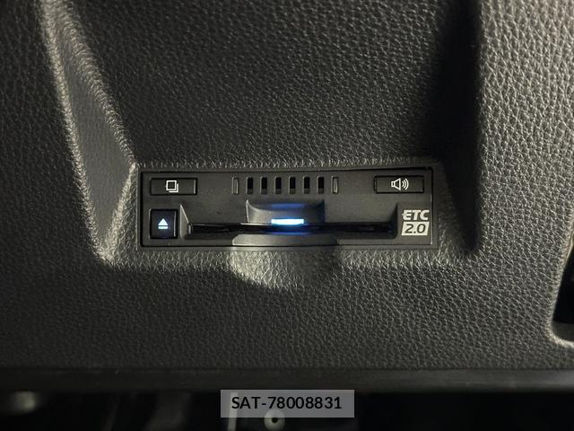 Toyota YARIS 2020-03 8817996-4