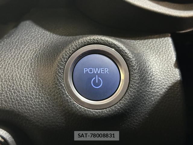 Toyota YARIS 2020-03 8817996-8