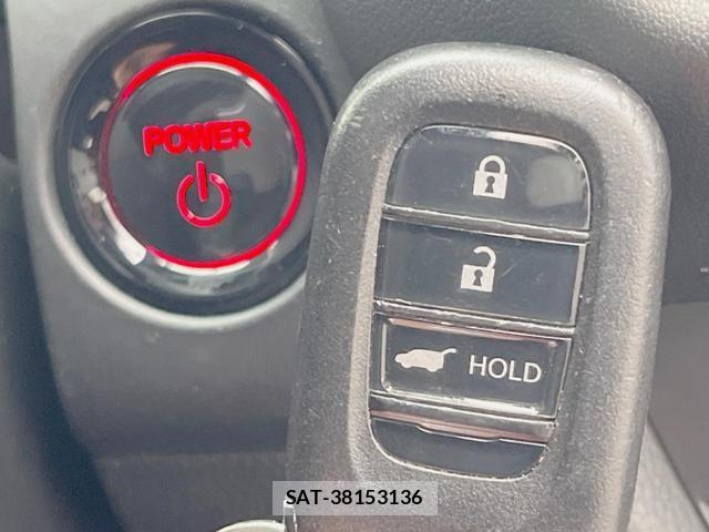 Honda ZR-V 2023-08 8812539-6