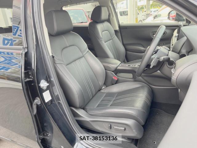 Honda ZR-V 2023-08 8812539-7
