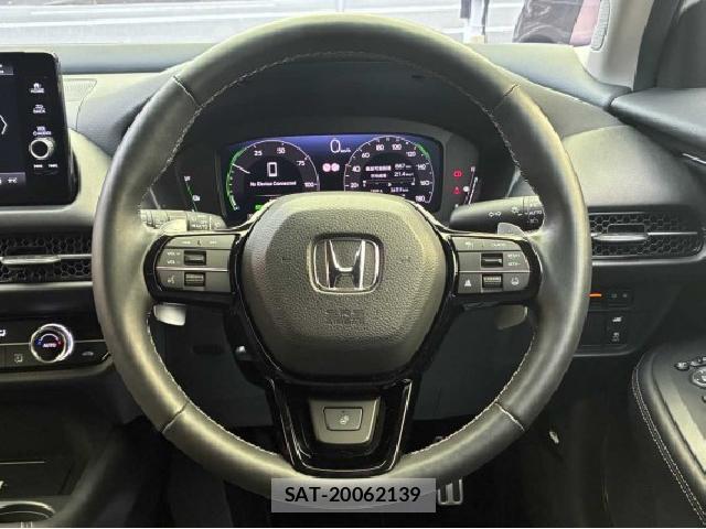 Honda ZR-V 2024-04 8814038-11