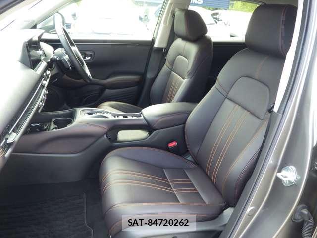Honda ZR-V 2023-07 8816990-3
