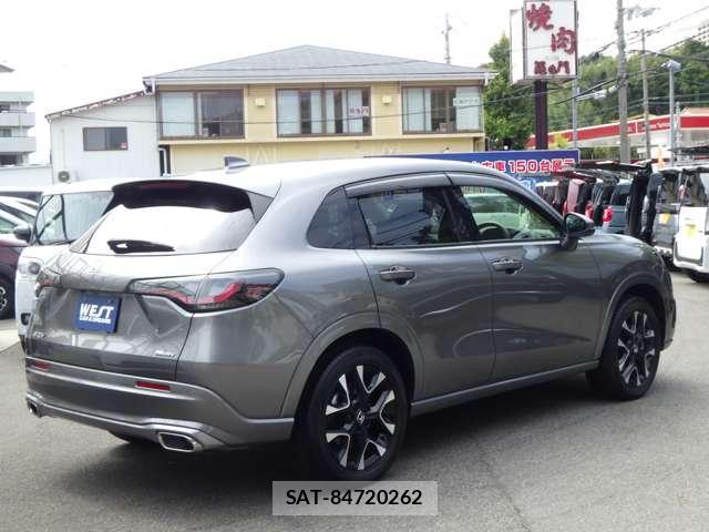 Honda ZR-V 2023-07 8816990-4