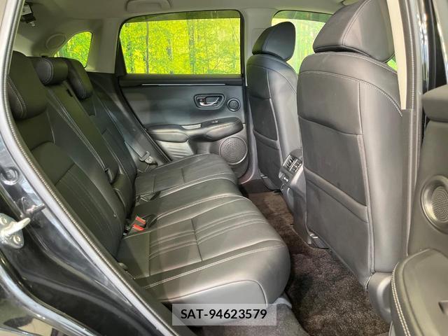 Honda ZR-V 2023-10 8817660-8
