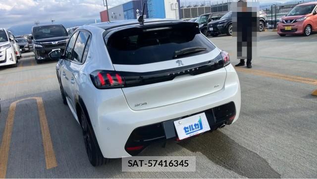 Peugeot 208 2021-12 8855368-13