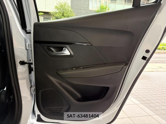Peugeot 208 2026-05 8856039-7
