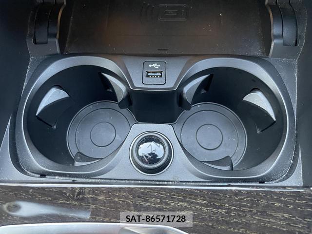 Bmw 3 SERIES 2019-08 8855492-13