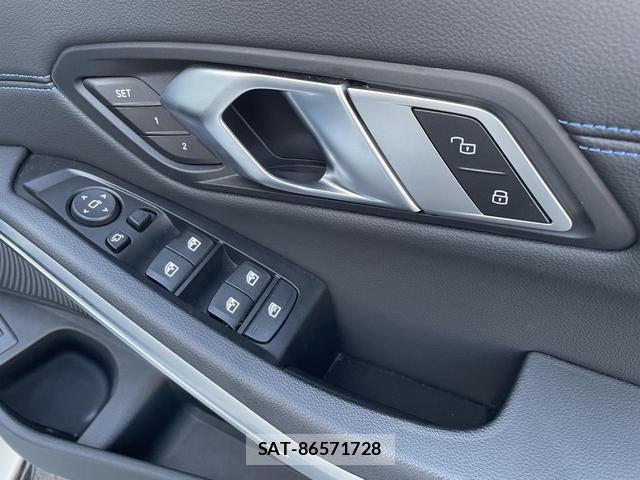 Bmw 3 SERIES 2019-08 8855492-19