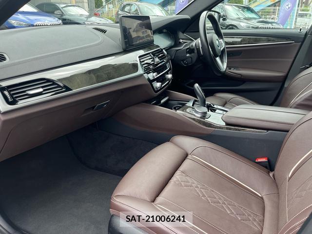 Bmw 5 SERIES 2023-02 8855007-11