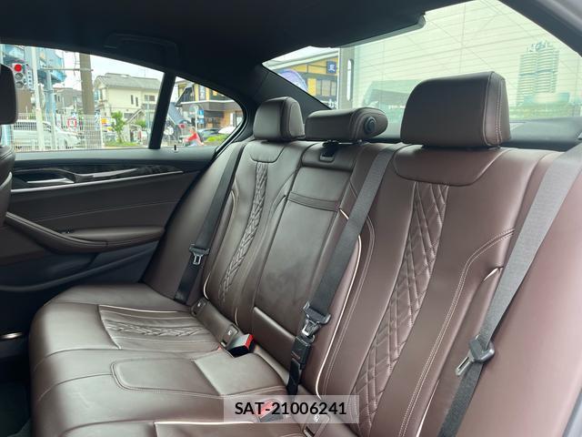 Bmw 5 SERIES 2023-02 8855007-12