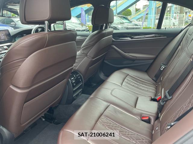 Bmw 5 SERIES 2023-02 8855007-13